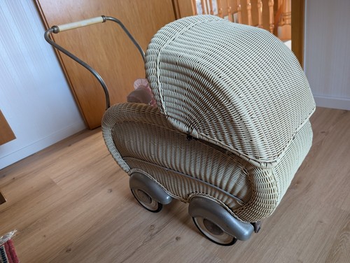 Retro puppenwagen aus den - retro-puppenwagen,