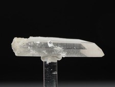 Euklas auf Quarz, Stbr