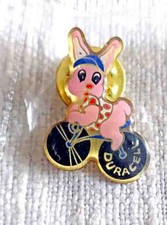 Duracell Pin Hase Häsin auf