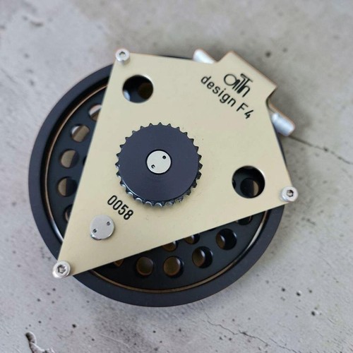 Ari hart design f4 - ari, t