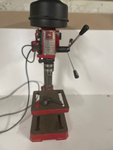 Tischbohrmaschine - t.i.p.,