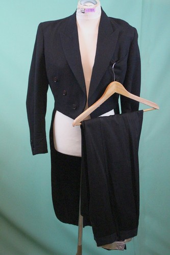 Elegant ancient tailcoat - , black