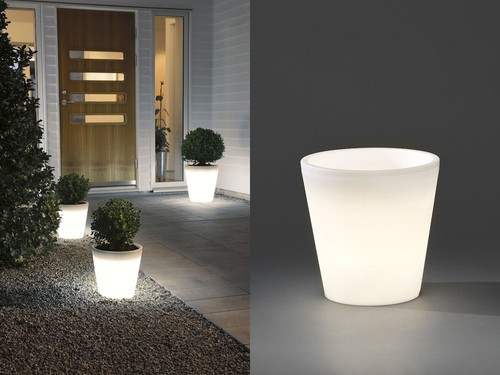 Blumentopf mit licht - blumentopf,