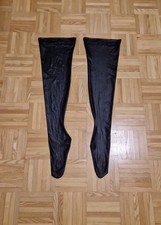 Halterlose Overknee-Strümpfe