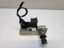 Ford Transit Connect - Türschloss vorne rechts mit Schlüssel 2T1AV21812BG (99)