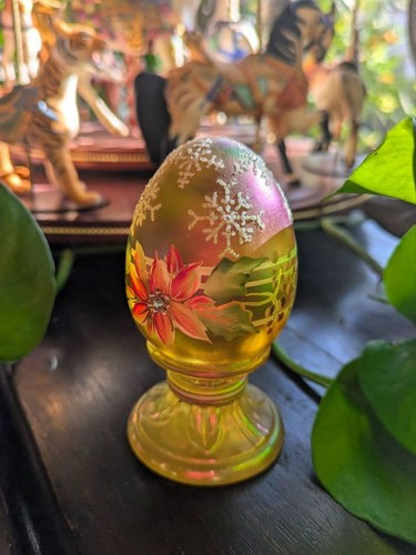 Fenton lucky gold egg - gold,
