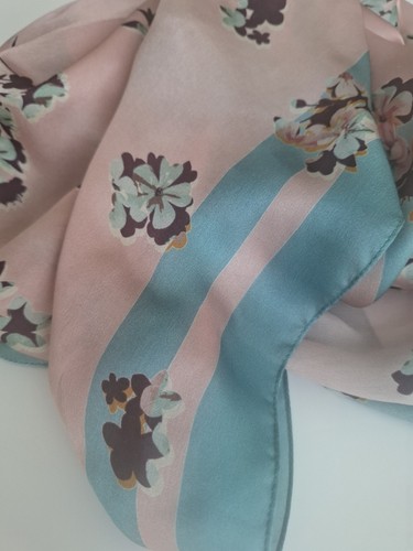 Marc cain schal mit blumen - marc,