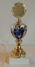 1 Pokal Höhe 28,5 cm Ø 8 cm mit Emblem + Gravur #25230 (Sport Freizeit)
