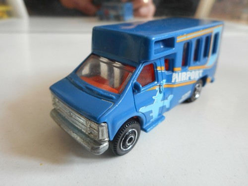 Matchbox chevy transport - transport, bus