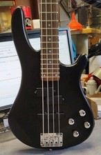 - E-BASS JB10 MATT SCHWARZ - LONG SCALE - ELEKTROBASS - MASSIVKÖRPER