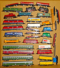 Konvolut Märklin mini club Lokomotiven und Waggons