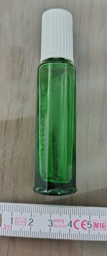 Grüne miniaturflasche flakon - grüne,