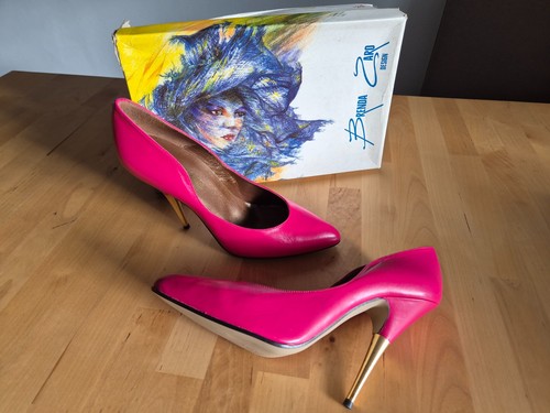 High heels mit metallabsatz - heels,