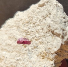 Bixbit - Roter Beryll, Wahwah