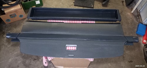 Laderaumabdeckung staufach - +,