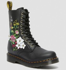 Dr Martens Doc 10 Loch 1490