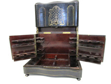 Cave a Liqueur Reisebar