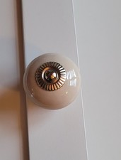 Türknauf 4 Stück Keramik