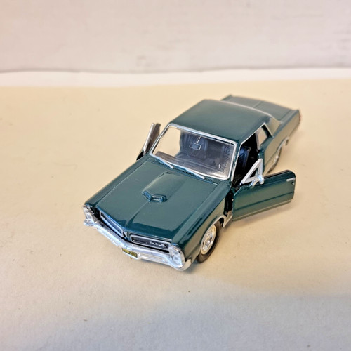 Welly pontiac gto - -,