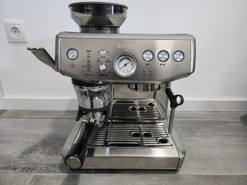 Sage the barista express - -,
