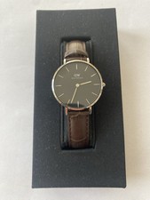Daniel Wellington - Sheffield, Silber-Schwarz 32 mm Damenuhr