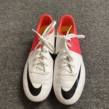 Nike Fußballschuhe Größe