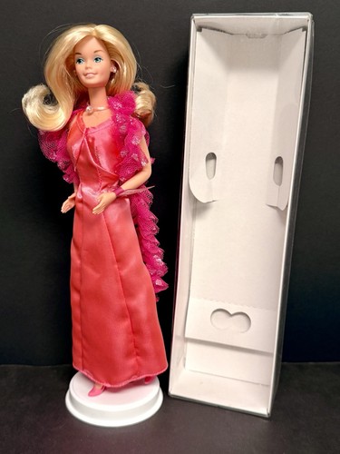 1977 superstar barbie - 1977,