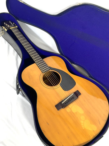 Seltene yamaha 110 red - seltene, fg-110
