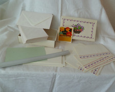 Briefpapier und 1 Abziehbild