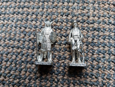 2 Stk Zinnfiguren   4 cm Sammelserie Mato Tope  Billy The Kid  1990ger Jahre ?