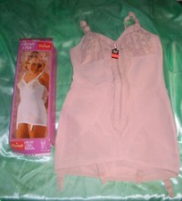 VINTAGE Triumph elasti chic KR Straps Korselett 85 B RV & Häk Girdle Mieder OVP