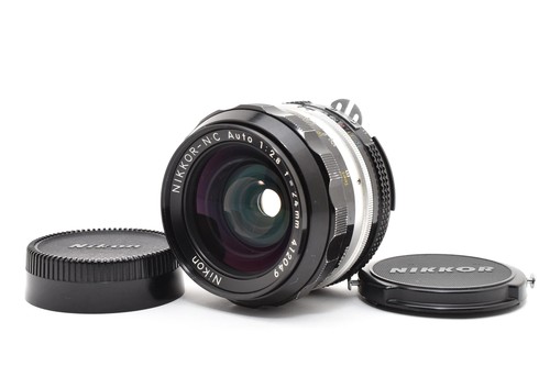 Fast neuwertig nikon - [fast, neuwertig]