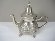 Alte Marokkanische Teekanne, Metall gemarkt