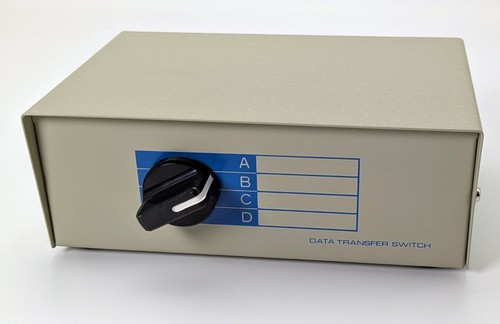 Data switch box port - switch, 4x