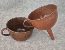 Emaille Trichter & eine Tasse, aus Nachkriegsschrott WK2 ALT