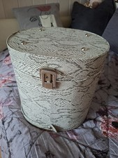 Ältere Hutschachtel