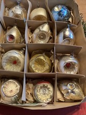 Alter Christbaumschmuck Reflexkugeln 12 Stück zum Teil mit 3 Einschlüssen 1930