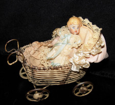 Antiker  Blech  Puppenstuben  Kinderwagen  um  1890   RAR