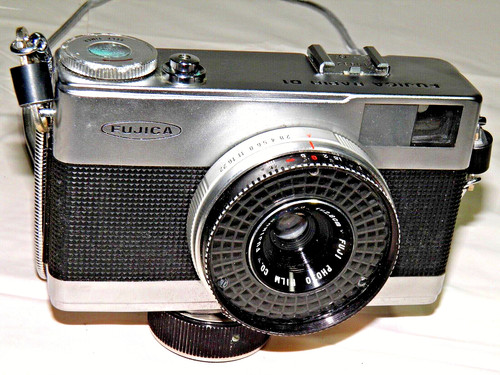 Fotoapparat robot fujica rapid - fotoapparat,
