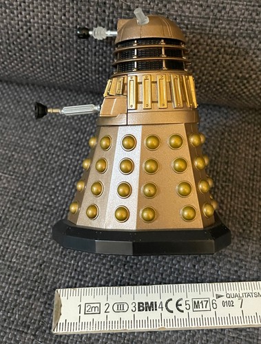 Doctor who dalek gold auf - who,