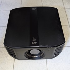 Beamer JVC DLA-N5B 4K