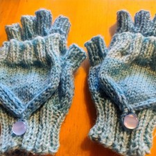 Klapp- Handschuhe , türkis , Kinder, Handgestr. 4-6,5 jahre, aus sockengarn 