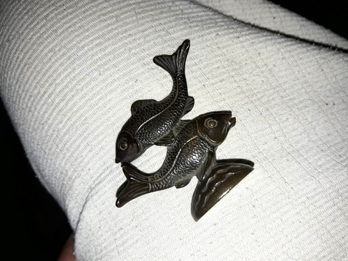 Bronzefigur fische auf - bronzefigur,