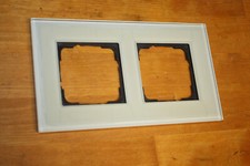 Gira Esprit Glas Rahmen mint 2-fach - Folierung mit Gebrauchsspuren