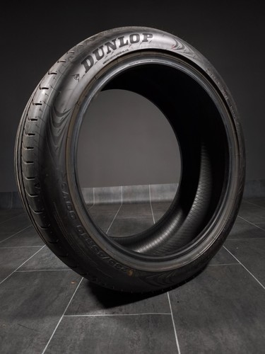 Sommerreifen 235 45r19 99v - 1, 235/45r19