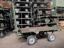 Stiehl Handpritschenwagen Zugöse EU-Palette Anhänger Lagerhausanhänger Kutsche