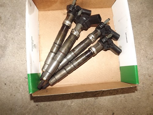 Einspritzdüsen t5 2 0 - einspritzdüsen, vw