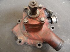 große DDR Wasserpumpe