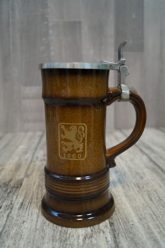 Krug mit zinndeckel goebel - krug,