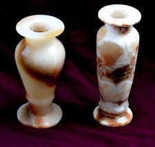 2 Alabaster Vasen / Vase